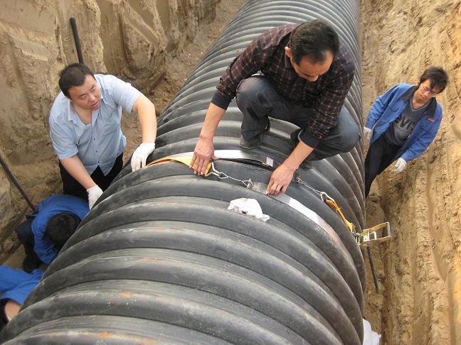 污水處理廠國標pe波紋管施工現(xiàn)場